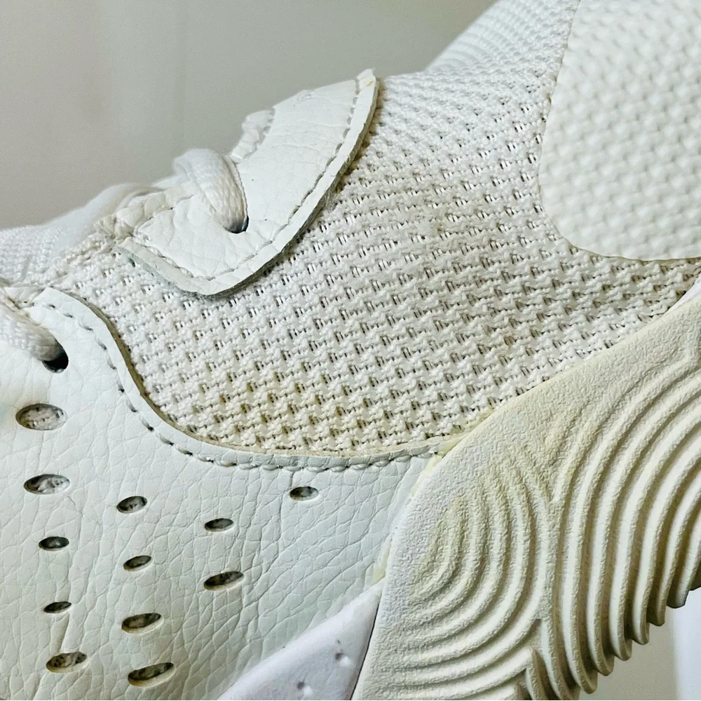 Men’s Under Armour UA Jet ‘23 White and Gray Shoes | Size 13